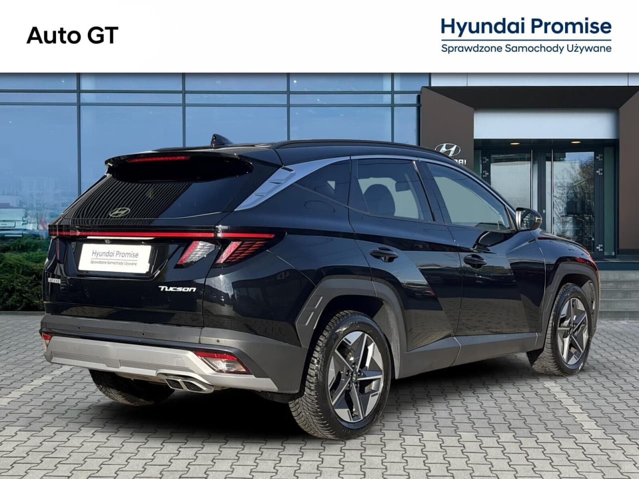 Hyundai Tucson - zdjęcie 2
