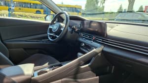 Hyundai Elantra - miniatura 11