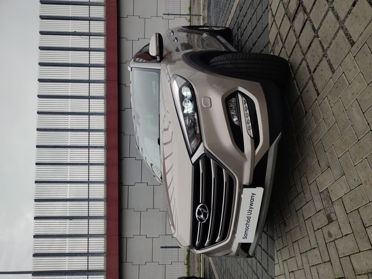 Hyundai Tucson - zdjęcie 9