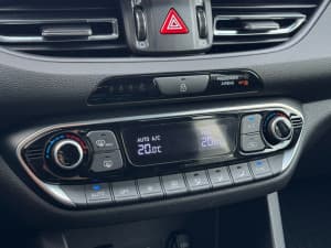 Hyundai i30 - miniatura 15