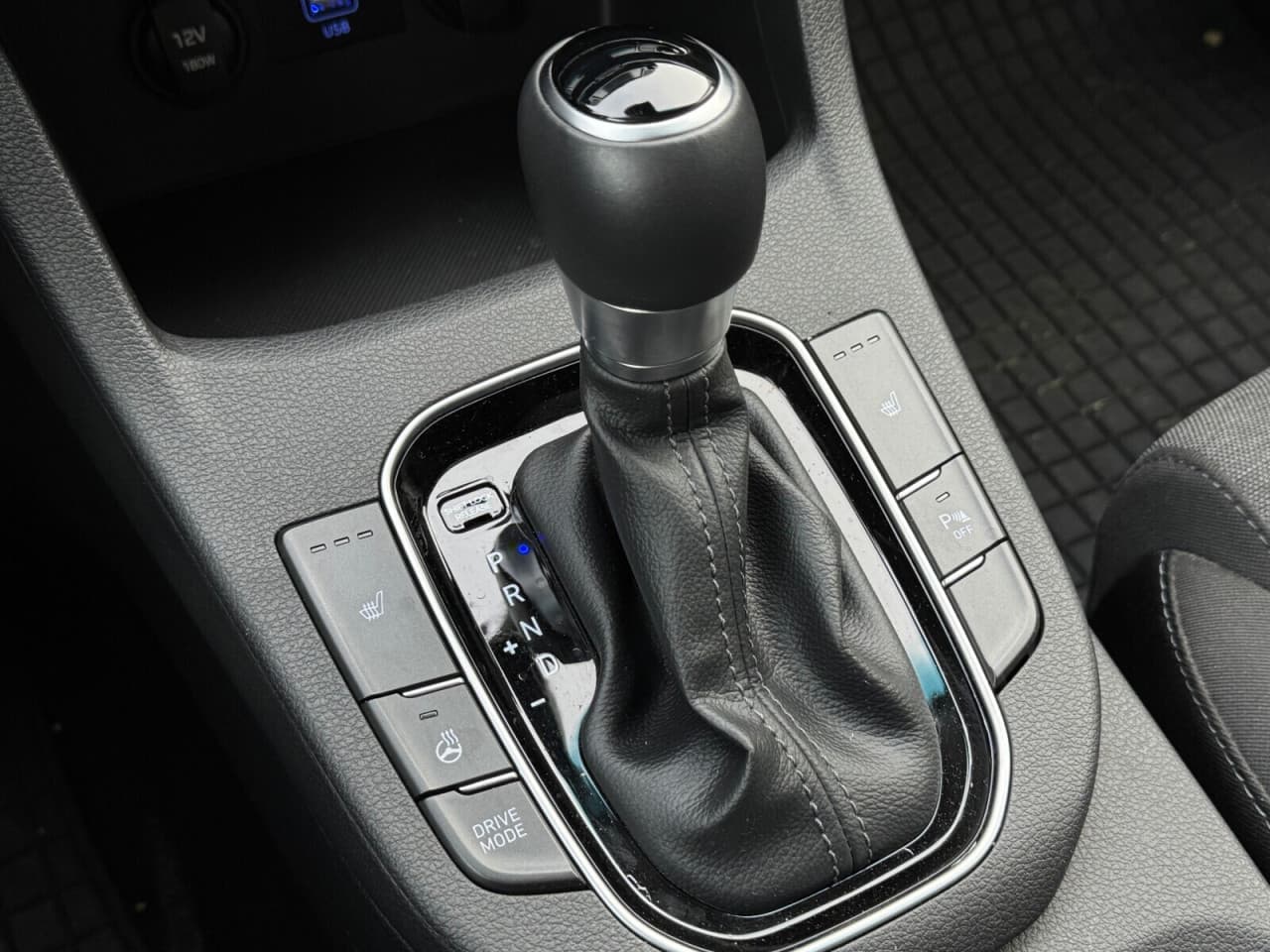 Hyundai i30 - zdjęcie 18