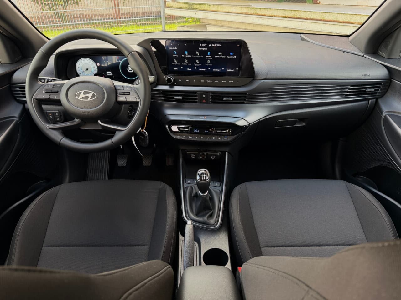 Hyundai i20 - zdjęcie 19