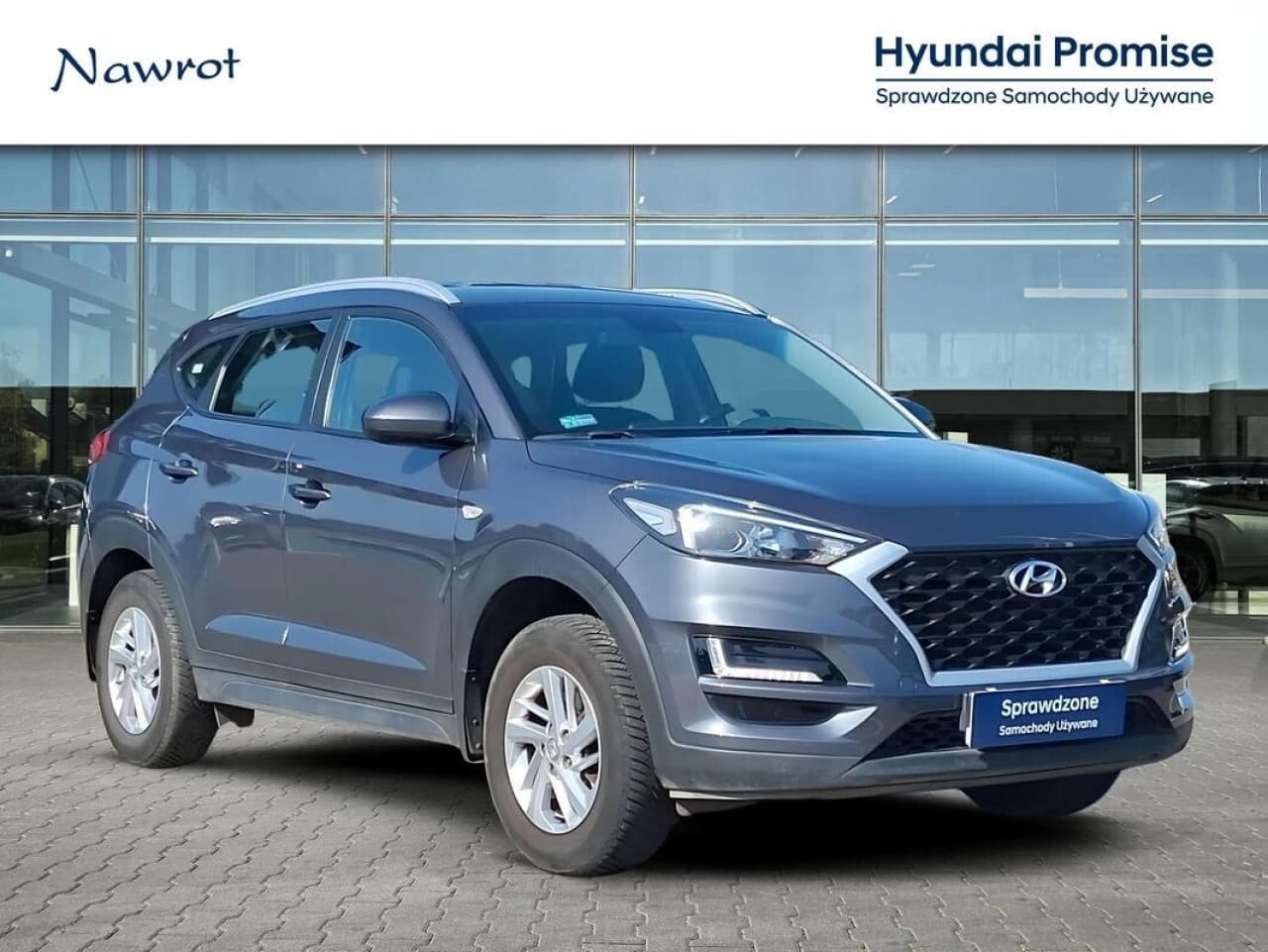 Hyundai Tucson - zdjęcie 16